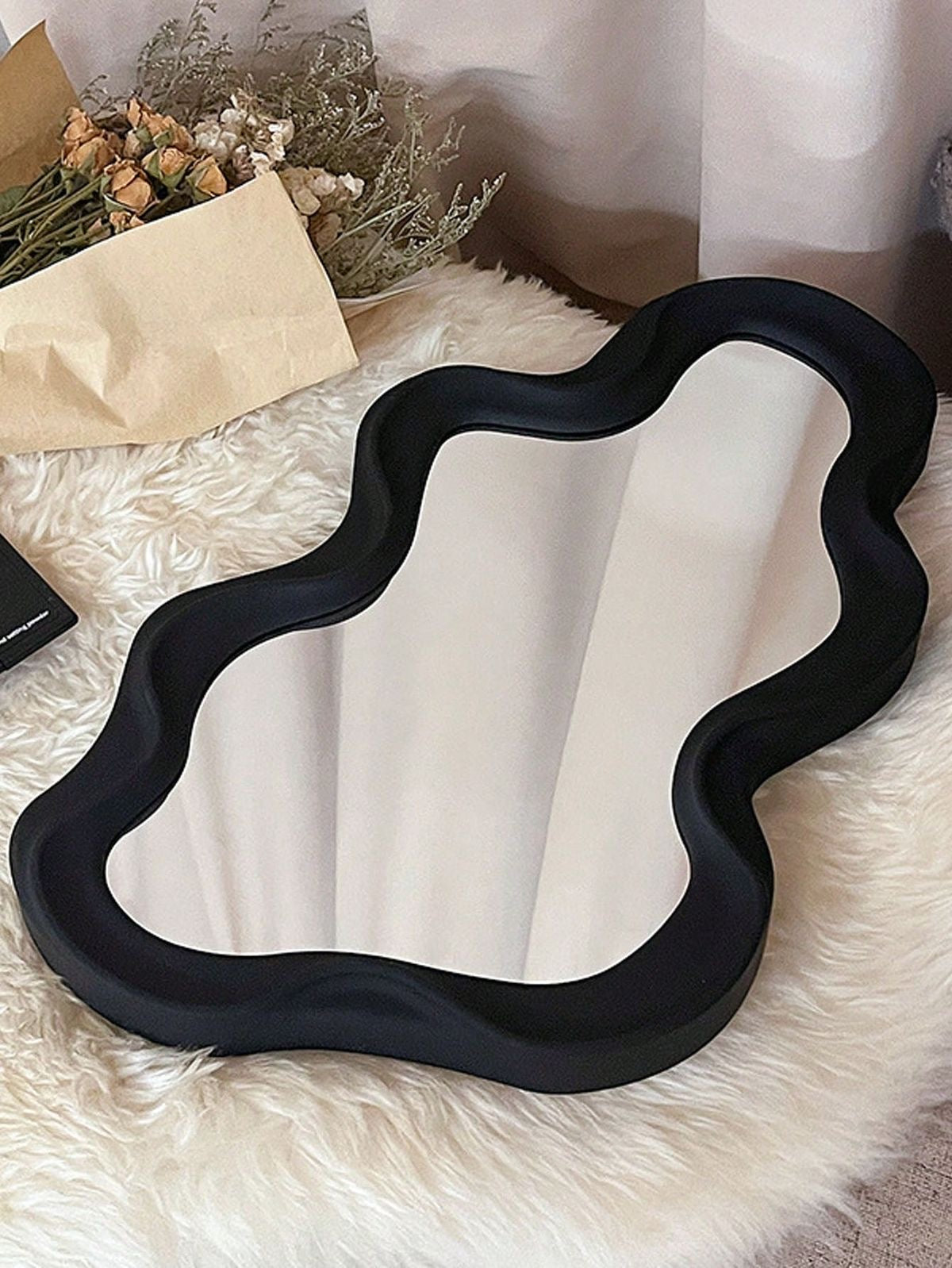 Asymmetrical Wall‑Mounted Wavy Mirror